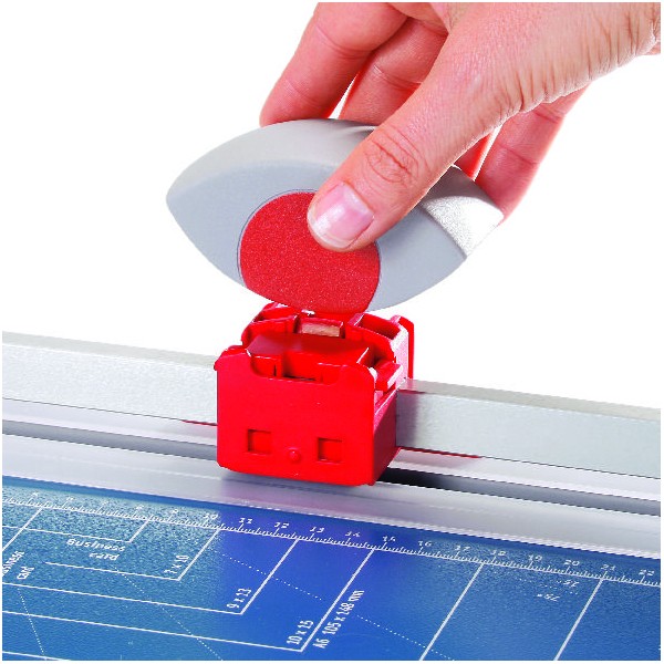 Paper Trimmer With Decorative Blades Paper Trimmer With Decorative Blades
