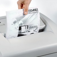 40104 Deskside BaseCLASS Document Shredder